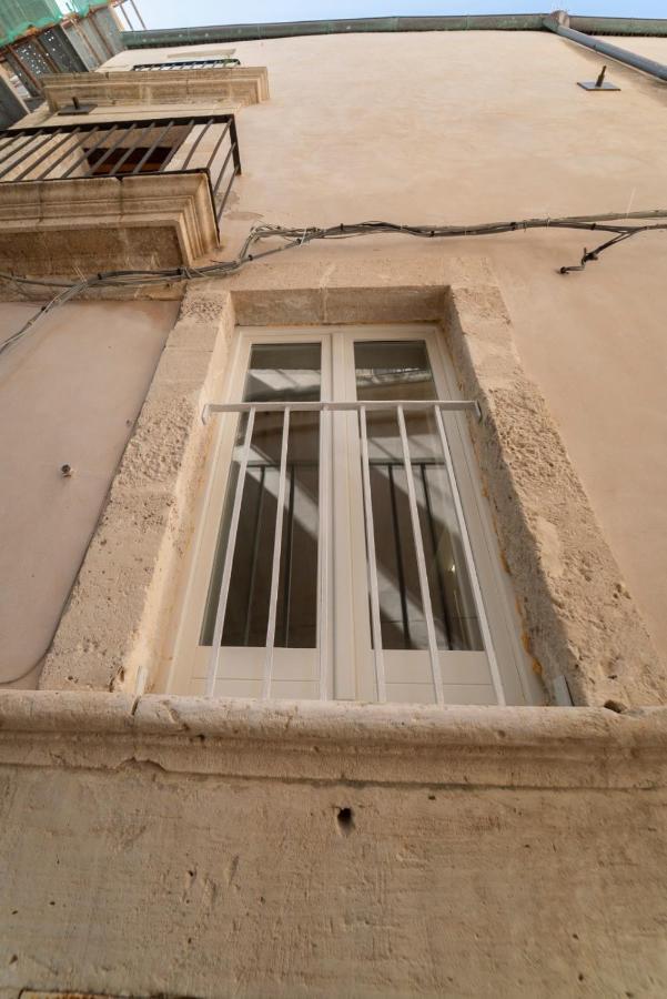 Ortigia Charme Piazza Duomo Apartment Syracuse Exterior foto
