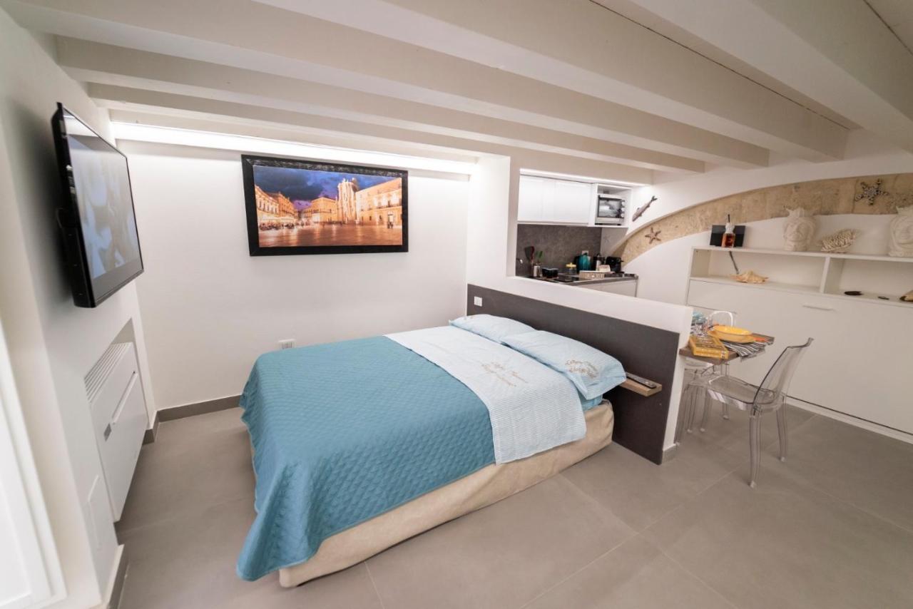 Ortigia Charme Piazza Duomo Apartment Syracuse Exterior foto