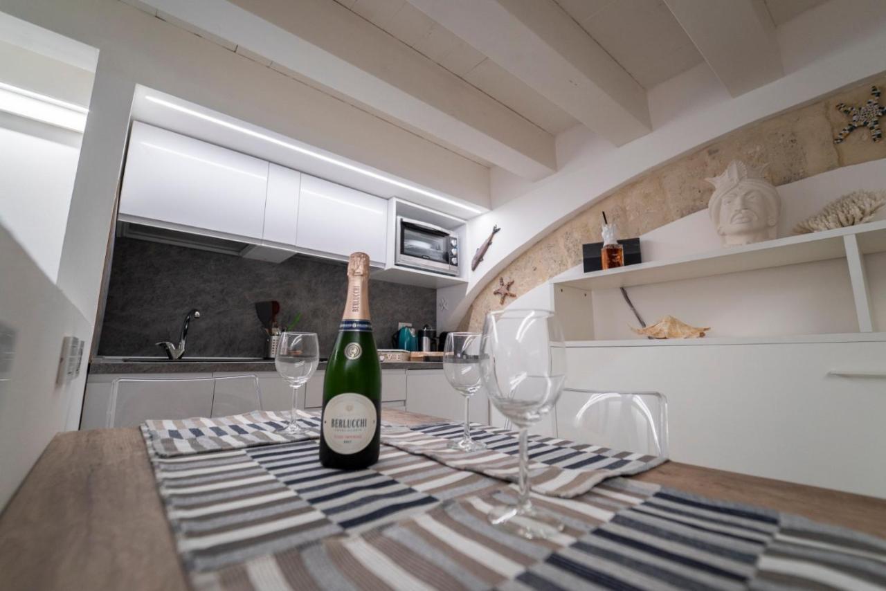 Ortigia Charme Piazza Duomo Apartment Syracuse Exterior foto